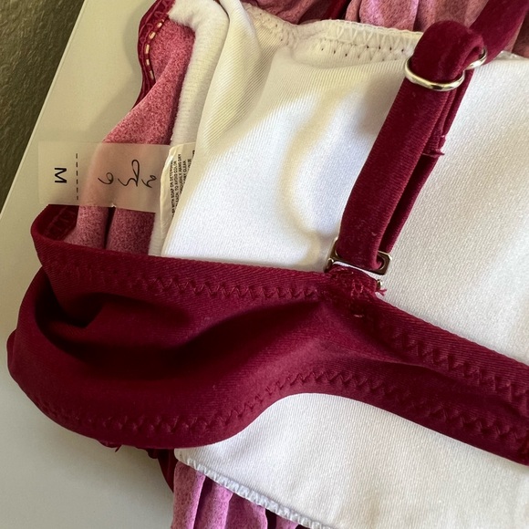 Cupshe | Maroon Ribbed Ruffle Bikini Top - Picture 5 of 5